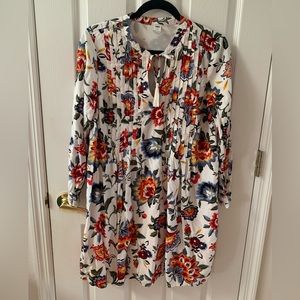 Old Navy floral “boho chic” style dress size medium
